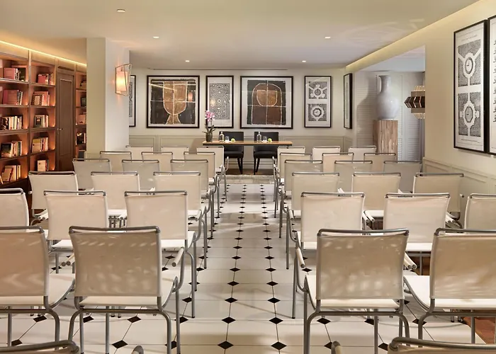 H10杜克德楼尔酒店 4* Lisboa