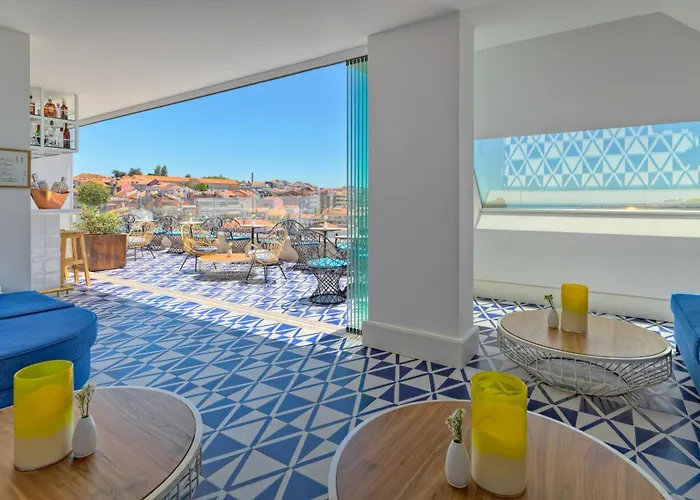 H10 ドゥケ デ ローレ ホテル 4*