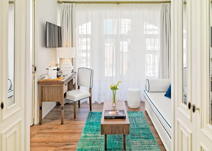 Hotel H10 Duque De Loule 4*