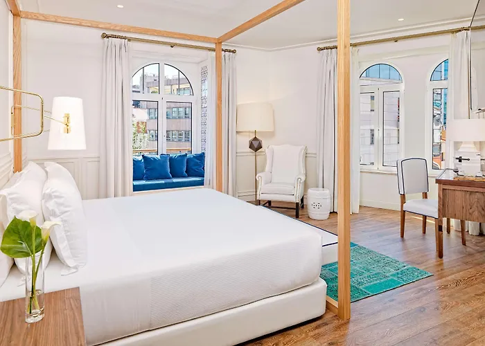 H10 ドゥケ デ ローレ 4*