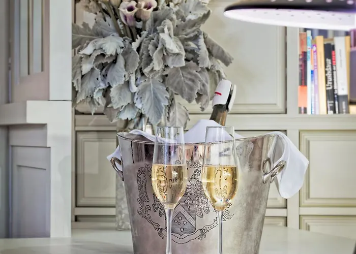 H10 ドゥケ デ ローレ 4*