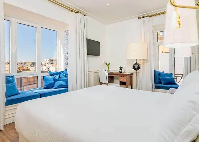 H10 Duque De Loule Hotel 4*